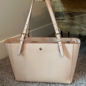 Tory Burch bag